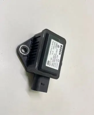Audi A8 S8 D3 4E ESP acceleration yaw rate sensor 8E0907637A 5001683 0265005245