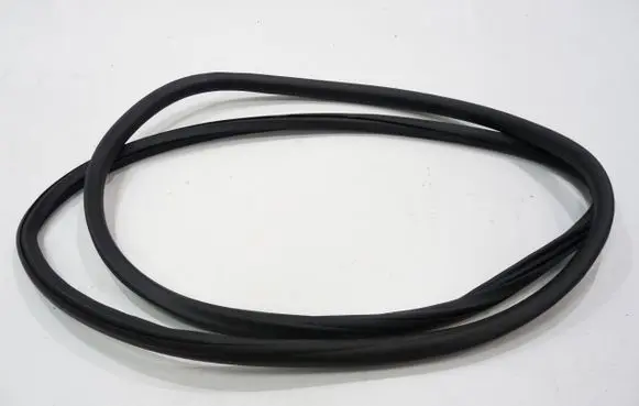 Porsche Cayenne (92A) Front door rubber seal 7P0867365F