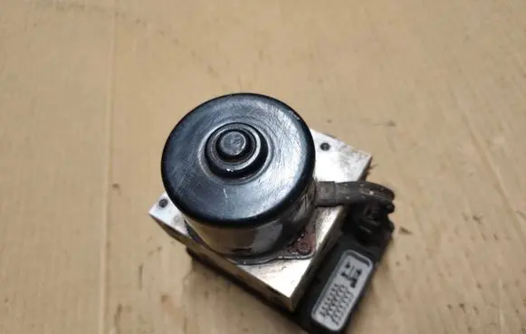 Chrysler 300M ABS Pump 04602252AC 25094601513 346837