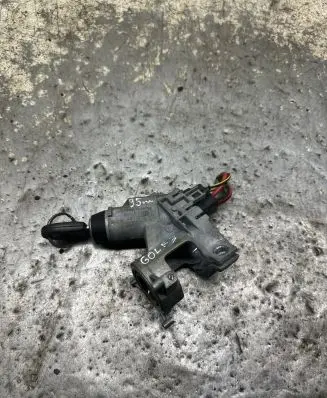Volkswagen Golf III Ignition lock 357905851