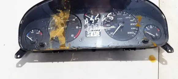 Peugeot 406 Speedometer (instrument cluster) 91115607 9639940580
