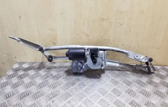 Volvo XC90 Front wiper linkage and motor 30753092