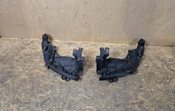 Renault Megane III Under headlight/headlamp trim BD95952 622232066R
