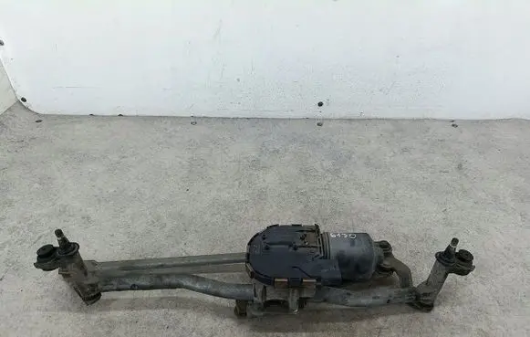 Audi A3 S3 8P Front wiper linkage 