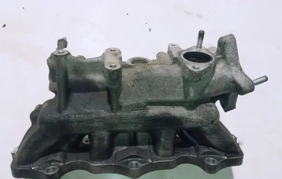 Honda FR-V Intake manifold