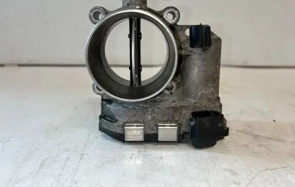 Volvo V70 Throttle valve 31216665