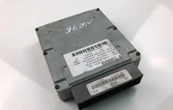 Ford Mondeo MK II Engine control unit/module 98BP12A650CA