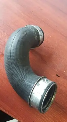 Mercedes-Benz C W203 Intercooler hose/pipe 2035281482