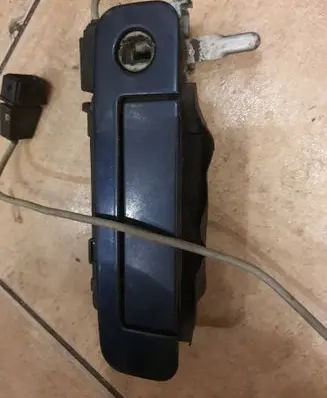 Audi A6 S6 C4 4A Front door exterior handle 4A0837205D