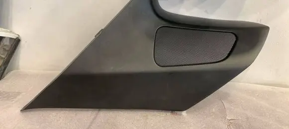 (C) pillar trim