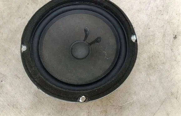 Hyundai Santa Fe Front door speaker 963002B000 ESTC0