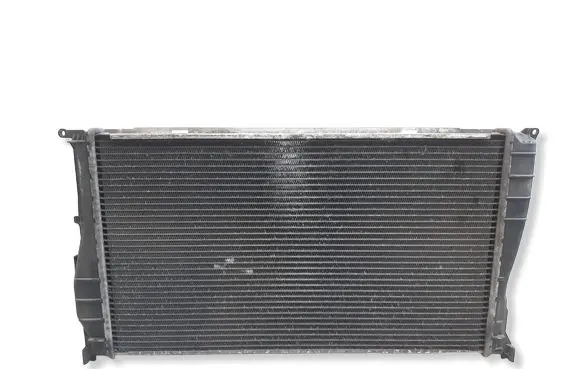 BMW 3 E90 E91 Coolant radiator 7788903 17117788903 7810258