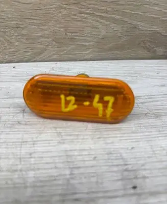 Ford Focus C-MAX Front fender indicator light 2S6A13K354AJ 33404 080QAFER