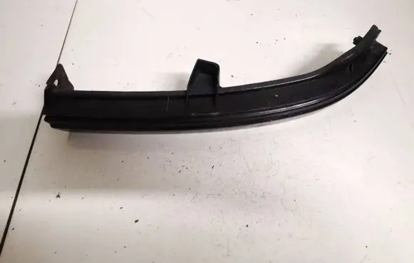 Opel Zafira A Under headlight/headlamp trim 90580652