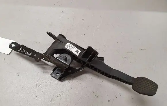 Clutch pedal