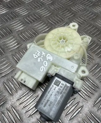 BMW X6 G06 Front door window regulator motor 9450070 C92035105 054000104