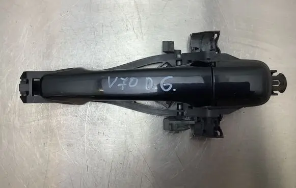 Volvo V70 Rear door exterior handle 30784203