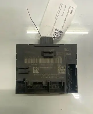 Audi A3 S3 8V Door control unit/module 5Q0959593A 5Q0959593 10097946