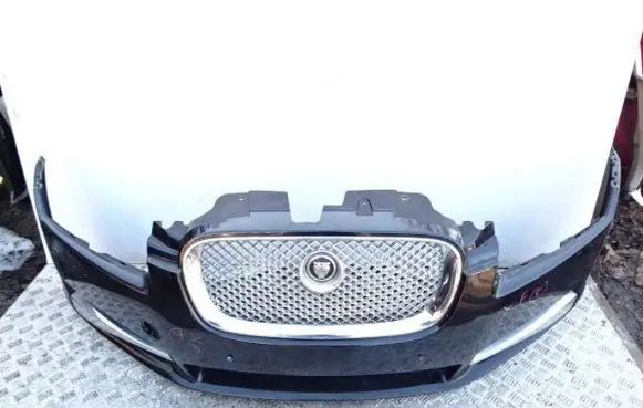 Jaguar XF X250 Front bumper