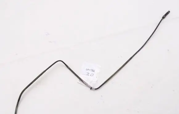 Volkswagen II LT Fuel line pipe