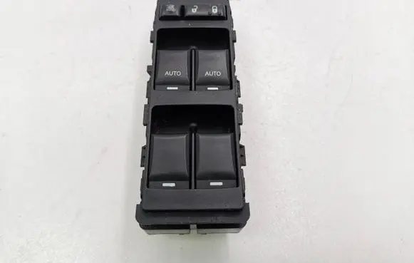 Chrysler 300 - 300C Electric window control switch 04602781AA 0877A