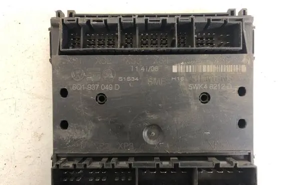 Volkswagen Polo Comfort/convenience module 6Q1937049D