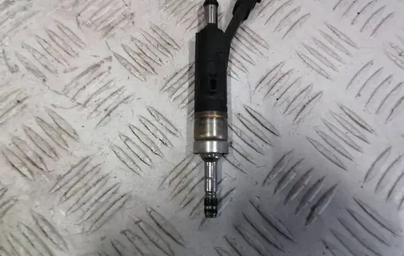Citroen C3 Aircross Fuel injector 9810335380