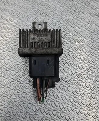 Renault Trafic II (X83) Glow plug pre-heat relay 7700115073
