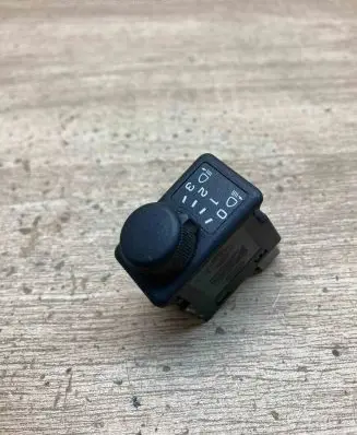 Nissan Almera Tino Headlight level height control switch 36997B D30101