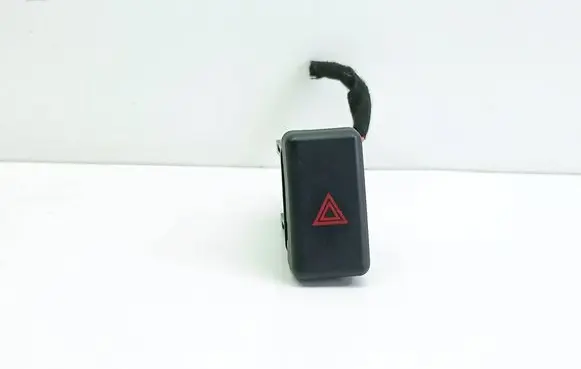 Mazda 3 I Hazard light switch 03750330 BP4K664H0
