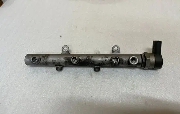 Audi A6 S6 C6 4F Fuel main line pipe 059130090AG