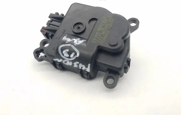 Ford Fusion II Air flap motor/actuator DG9H19E616CA 331ANZAA640