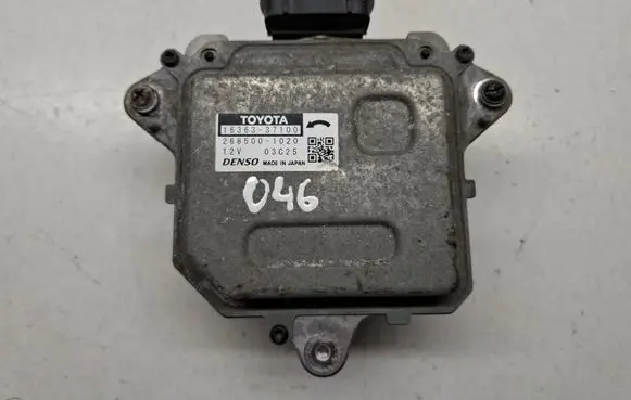 Toyota Prius Prime Electric radiator cooling fan 2685001020 1636337100