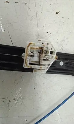BMW 3 F30 F35 F31 Front door window regulator with motor 