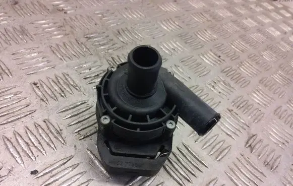 Mercedes-Benz A W176 Electric auxiliary coolant/water pump A2118850028