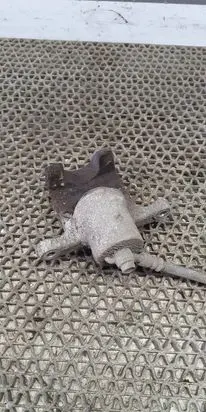 KIA Sportage Rear brake caliper 583102YA31