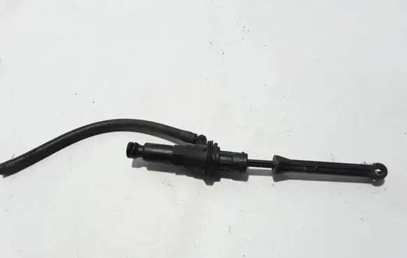 Renault Laguna III Clutch master cylinder 306100032R