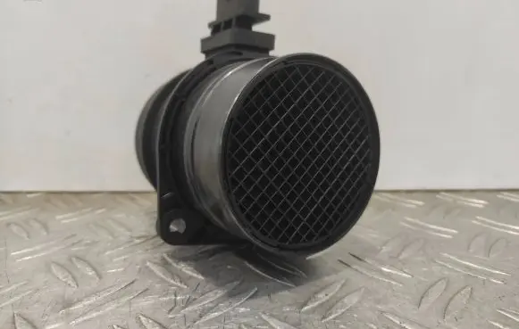 Volkswagen PASSAT CC Mass air flow meter 03G906461C 0281002735 24207615