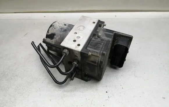Volkswagen Polo ABS Pump 6Q0614117 0265222027 0265800003