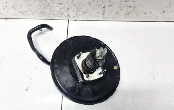 KIA Ceed Brake booster 585001H200