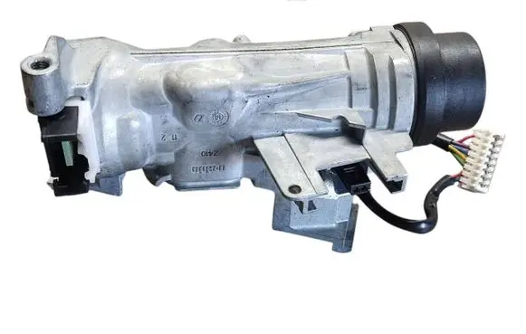 Volkswagen Golf Plus Ignition lock 1K0905851 5Q0905865