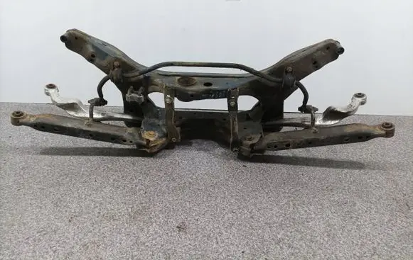 Nissan Qashqai Front subframe
