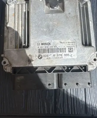 BMW 5 F10 F11 Engine control unit/module 8578995 0281030946 031396839