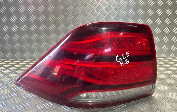 Rear/tail lights