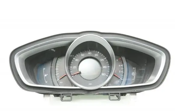 Volvo V40 Speedometer (instrument cluster) 31412877