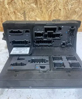 Mercedes-Benz E W211 Comfort/convenience module 2115454301