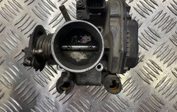 Audi A4 S4 B5 8D Throttle valve 408237210001
