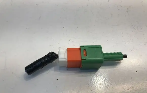 Clutch pedal sensor