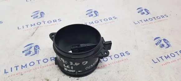 BMW 5 F10 F11 Mass air flow meter 7804150
