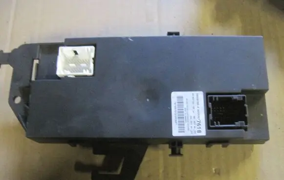 Renault Espace IV Comfort/convenience module 28058786A